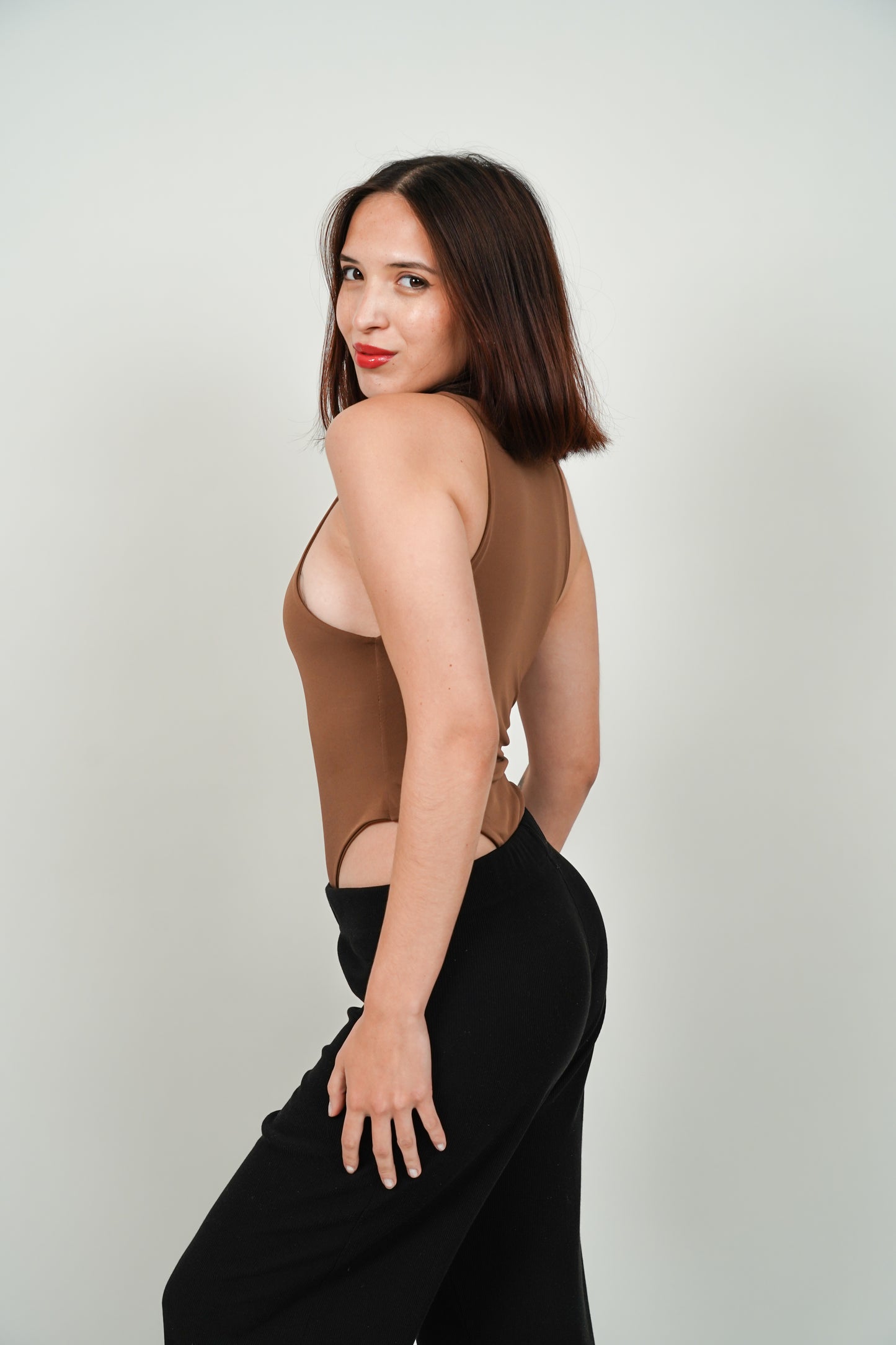 Round Neck Butter Bodysuit Sleeveless : Brown